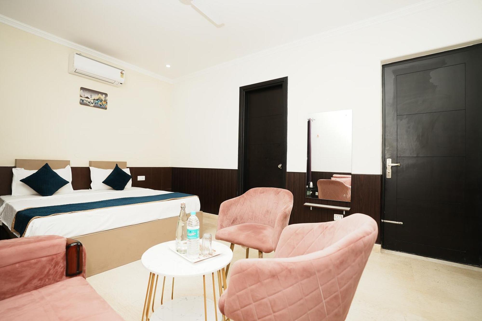 Hotel A.P Residency คูร์เคาน์ ภายนอก รูปภาพ