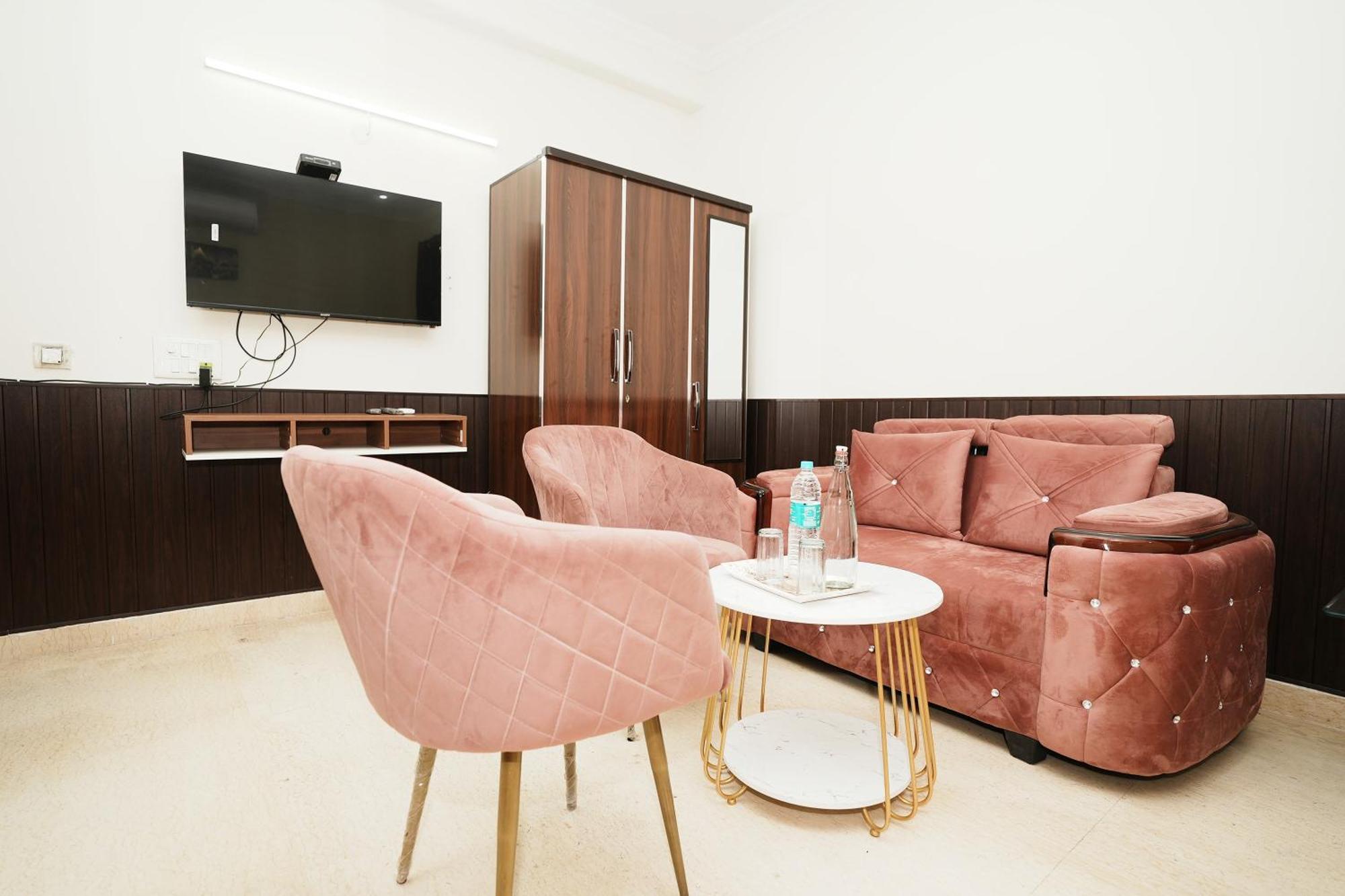 Hotel A.P Residency คูร์เคาน์ ภายนอก รูปภาพ